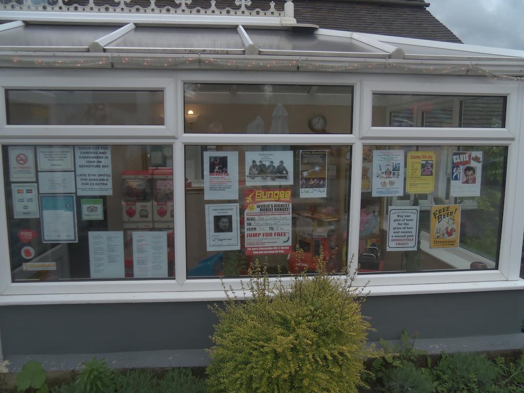 The Cross Inn Stoke-on-Trent Exterior photo